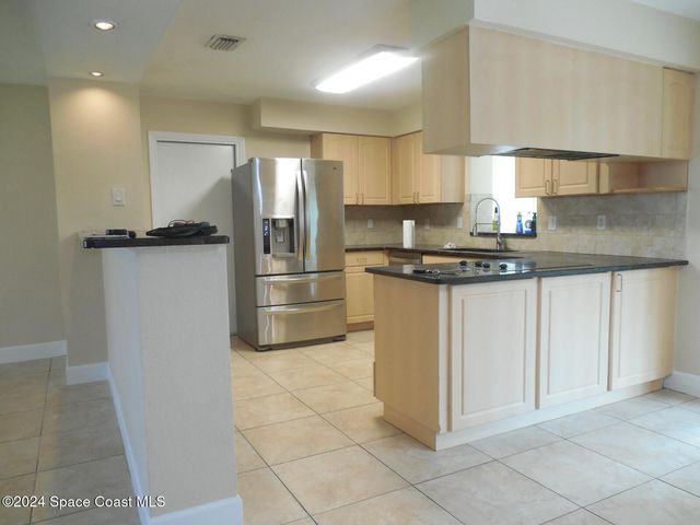 1211 Pinetree Drive, Indian Harbour Beach, FL 32937