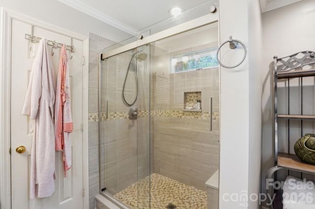 269 Charter Oak Court, Mooresville, NC 28115