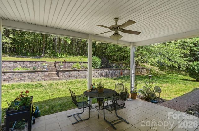 269 Charter Oak Court, Mooresville, NC 28115