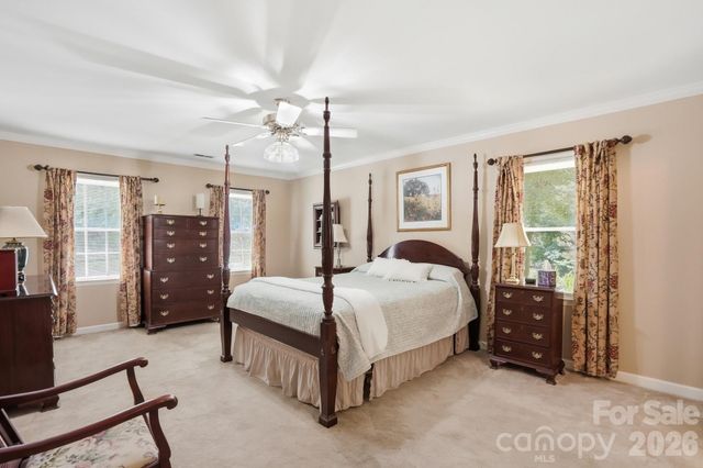 269 Charter Oak Court, Mooresville, NC 28115