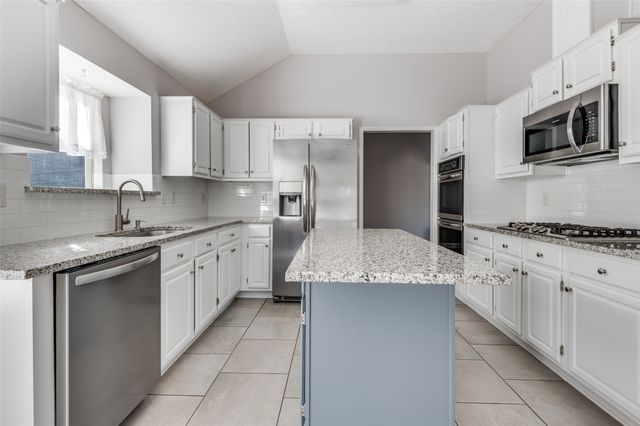 2608 Glenridge Drive, Flower Mound, TX 75028