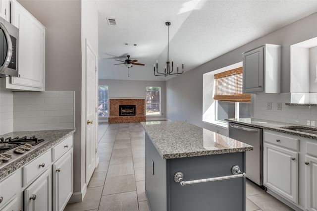 2608 Glenridge Drive, Flower Mound, TX 75028