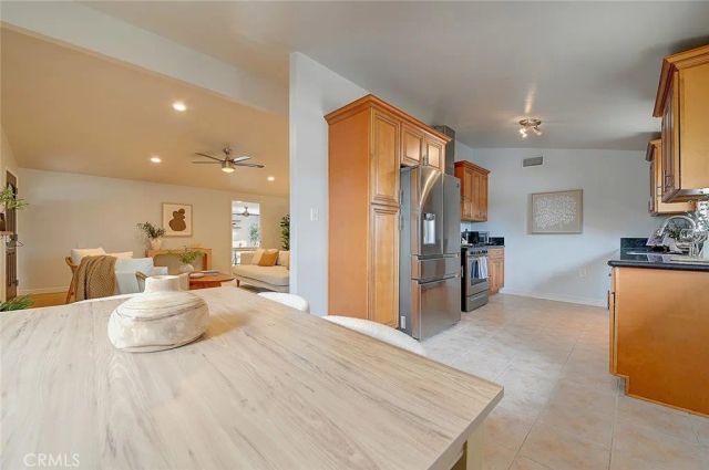 2044 W Spruce Avenue, Orange, CA 92868
