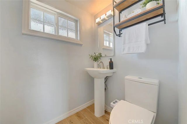 2044 W Spruce Avenue, Orange, CA 92868