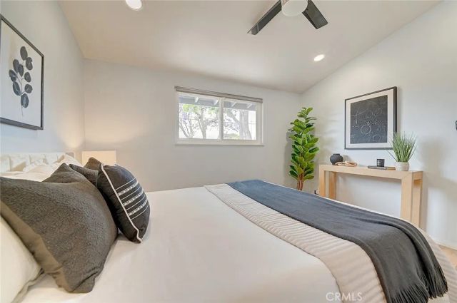 2044 W Spruce Avenue, Orange, CA 92868