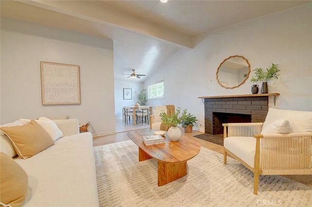 2044 W Spruce Avenue, Orange, CA 92868