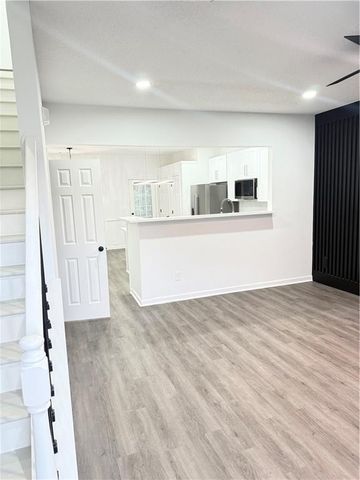 2860 Parkway close, Lithonia, GA 30058