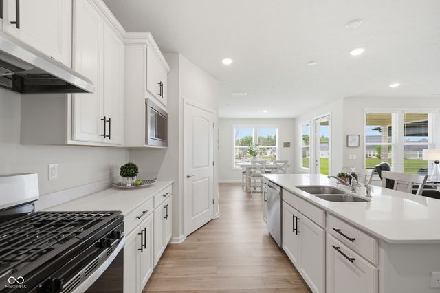 14822 Desert Orchid Drive, Westfield, IN 46074