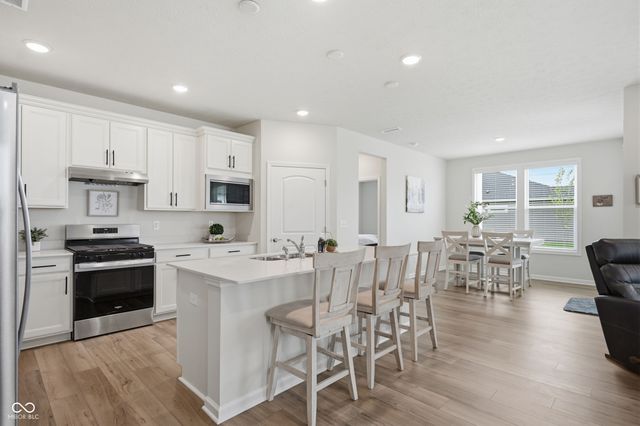 14822 Desert Orchid Drive, Westfield, IN 46074