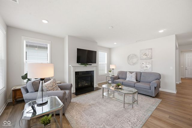 14822 Desert Orchid Drive, Westfield, IN 46074