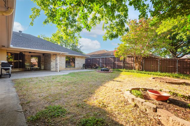 10319 Cimmaron Trail, Dallas, TX 75243