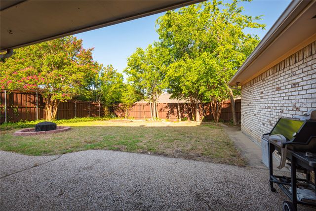 10319 Cimmaron Trail, Dallas, TX 75243