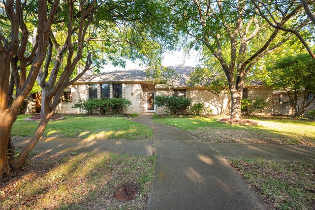 10319 Cimmaron Trail, Dallas, TX 75243