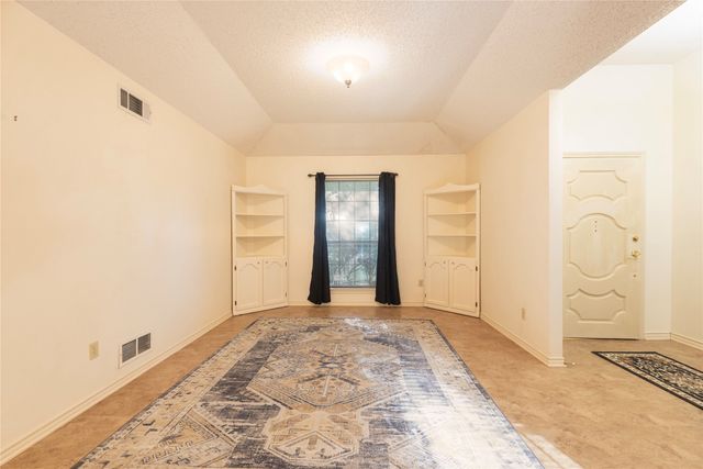 10319 Cimmaron Trail, Dallas, TX 75243