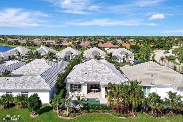 3208 Kumamoto LN, Naples, FL 34114