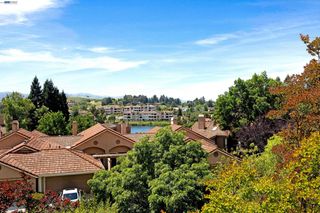 5012 Lakeview Dr 200, San Ramon, CA 94582