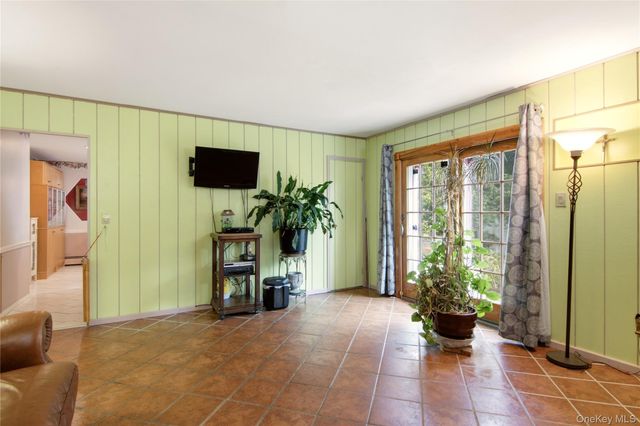 22 Clymer Street, Port Jefferson Station, NY 11776