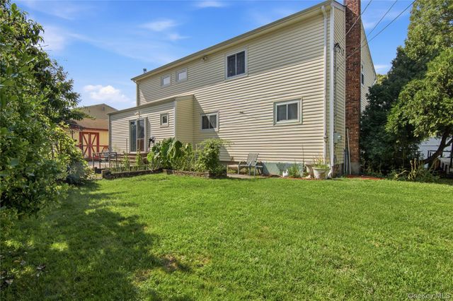 22 Clymer Street, Port Jefferson Station, NY 11776