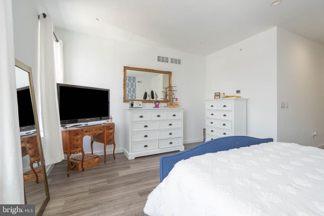 3213 CHATHAM ST, Philadelphia, PA 19134