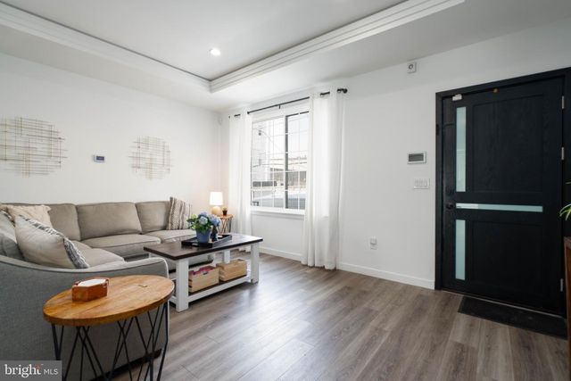 3213 CHATHAM ST, Philadelphia, PA 19134