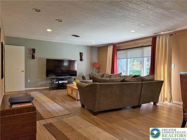 1048 North 27th Street, Allentown City, PA 18104