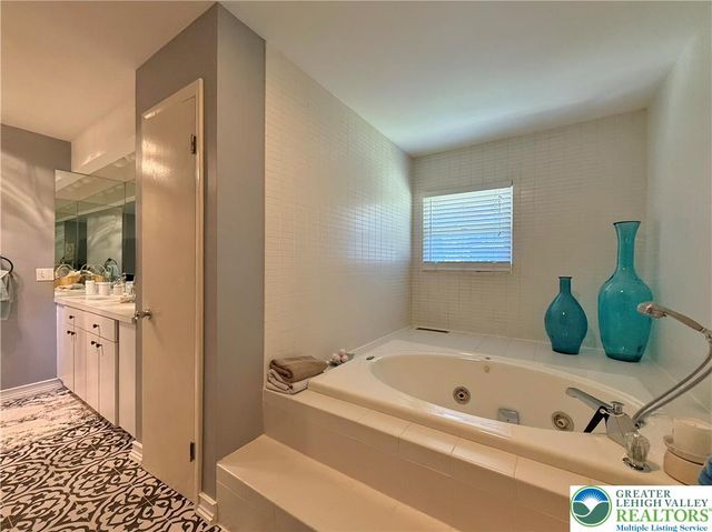 1048 North 27th Street, Allentown City, PA 18104