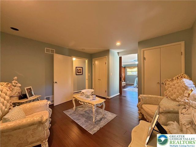 1048 North 27th Street, Allentown City, PA 18104