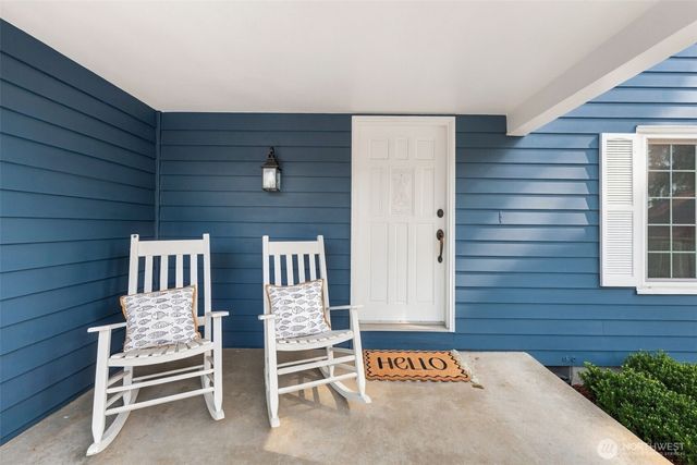 10323 Crescent Valley Drive NW, Gig Harbor, WA 98332