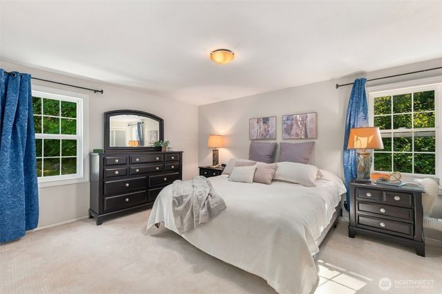 10323 Crescent Valley Drive NW, Gig Harbor, WA 98332