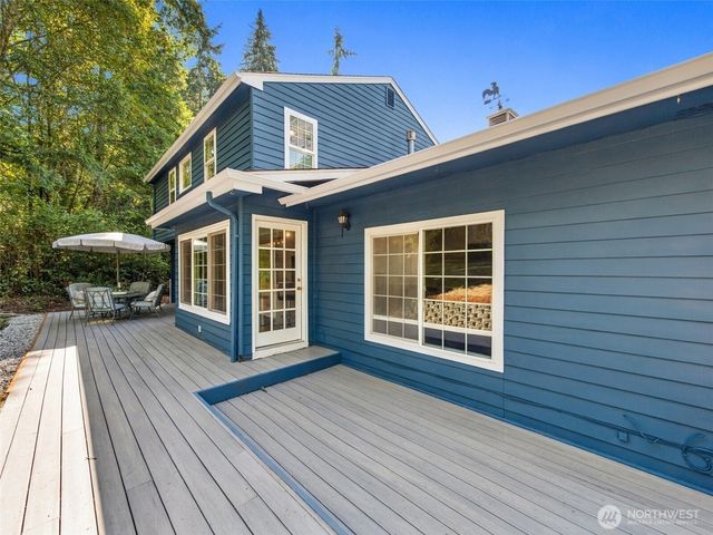 10323 Crescent Valley Drive NW, Gig Harbor, WA 98332