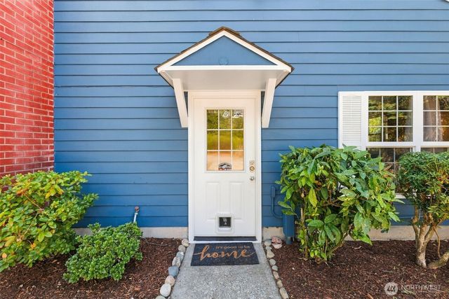 10323 Crescent Valley Drive NW, Gig Harbor, WA 98332