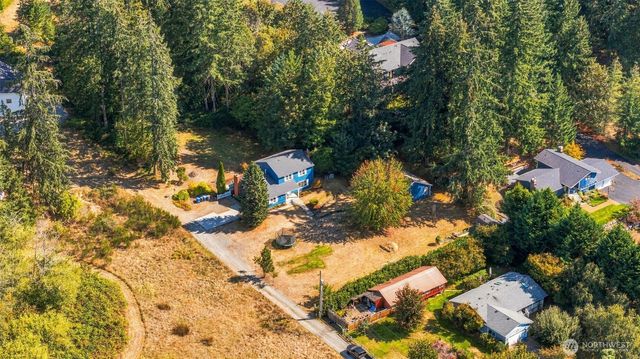 10323 Crescent Valley Drive NW, Gig Harbor, WA 98332