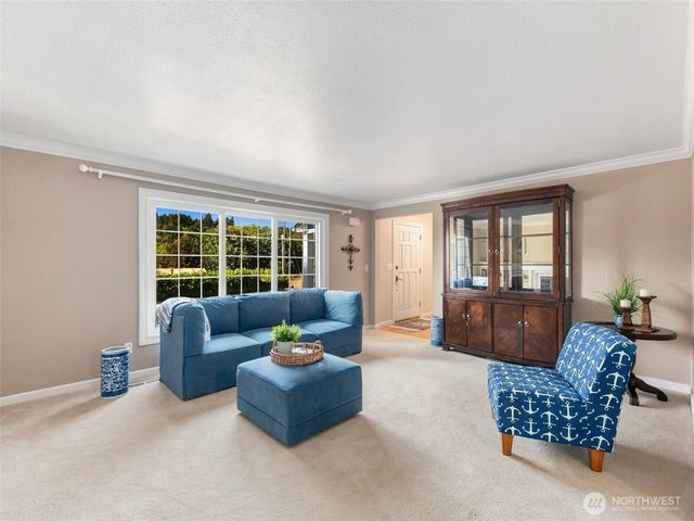10323 Crescent Valley Drive NW, Gig Harbor, WA 98332