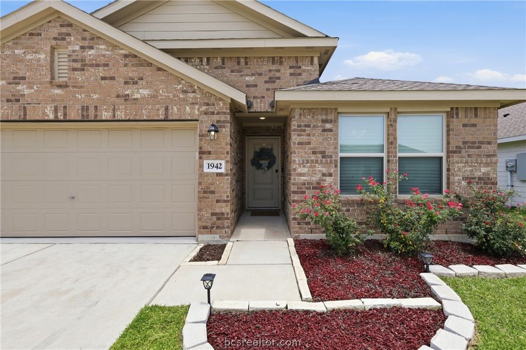1942 Taggart Trail, Bryan, TX 77807 — exterior