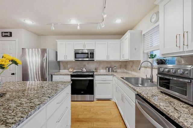 5022 Mesquite Ridge Trail, Sherman, TX 75092