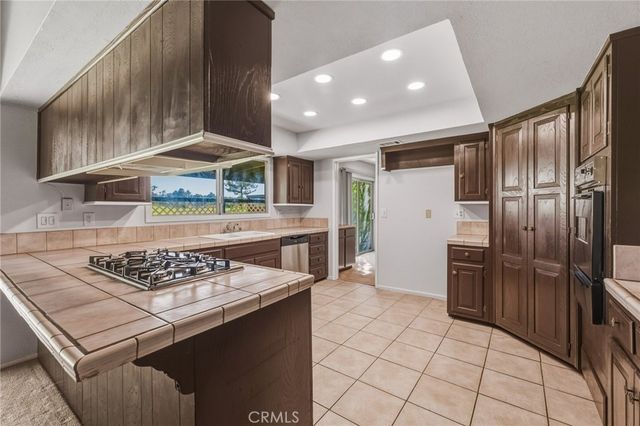 13271 Country Club, Victorville, CA 92395