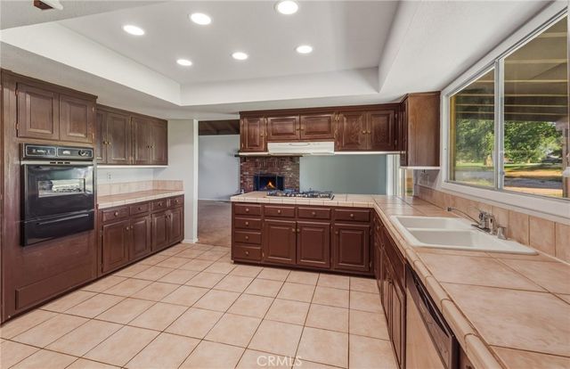 13271 Country Club, Victorville, CA 92395