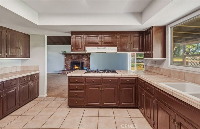 13271 Country Club, Victorville, CA 92395