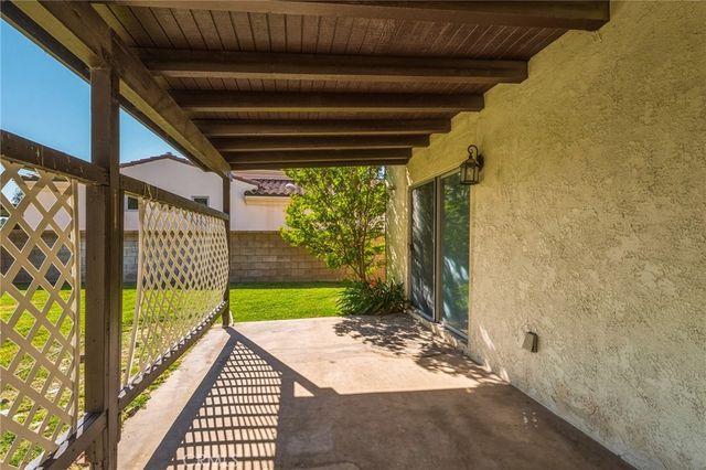 13271 Country Club, Victorville, CA 92395
