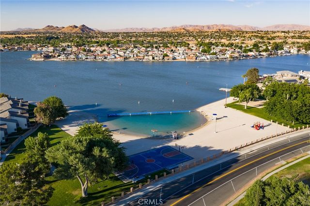 13271 Country Club, Victorville, CA 92395