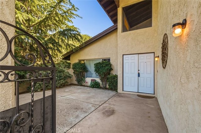 13271 Country Club, Victorville, CA 92395