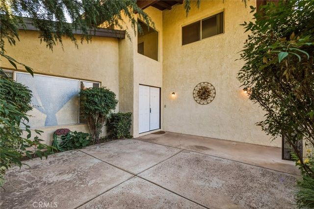 13271 Country Club, Victorville, CA 92395