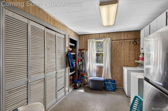 3660 Keewahdin Road, Fort Gratiot Charter Township, MI 48059