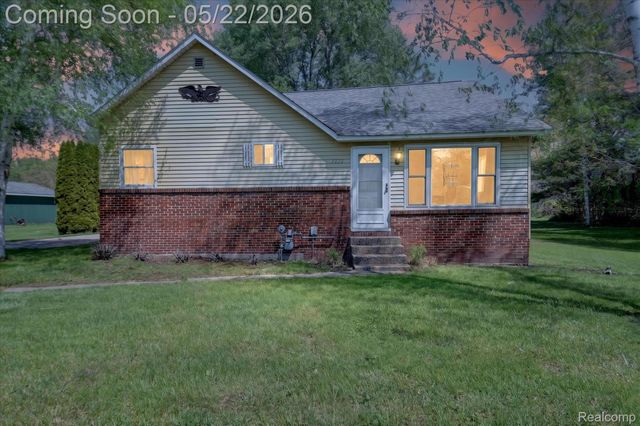 3660 Keewahdin Road, Fort Gratiot Charter Township, MI 48059