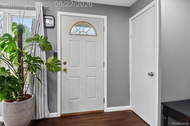 3660 Keewahdin Road, Fort Gratiot Charter Township, MI 48059