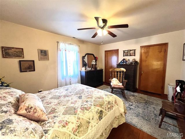 715 Springfield Road, Gillespie, IL 62033