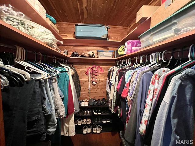 715 Springfield Road, Gillespie, IL 62033