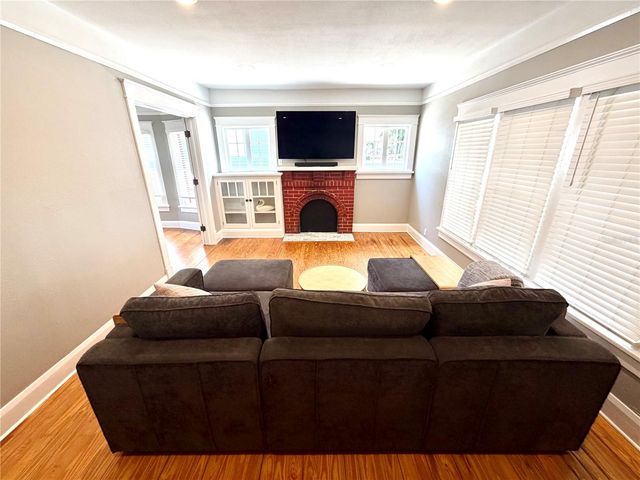821 E LIME STREET, Lakeland, FL 33801