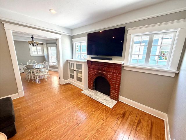 821 E LIME STREET, Lakeland, FL 33801