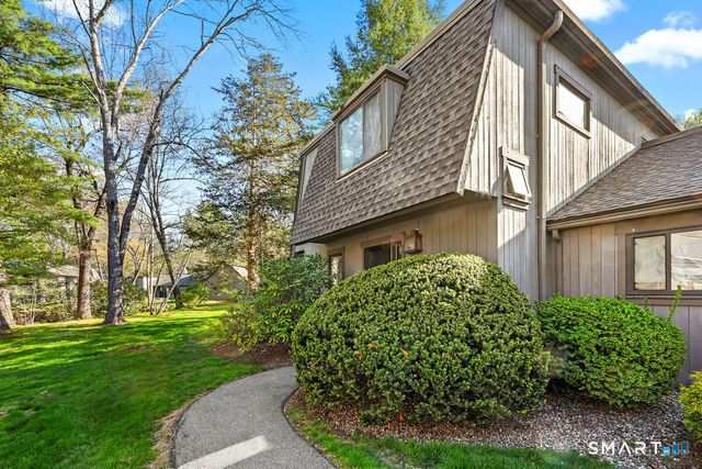 6 Heritage Drive 6, Avon, CT 06001